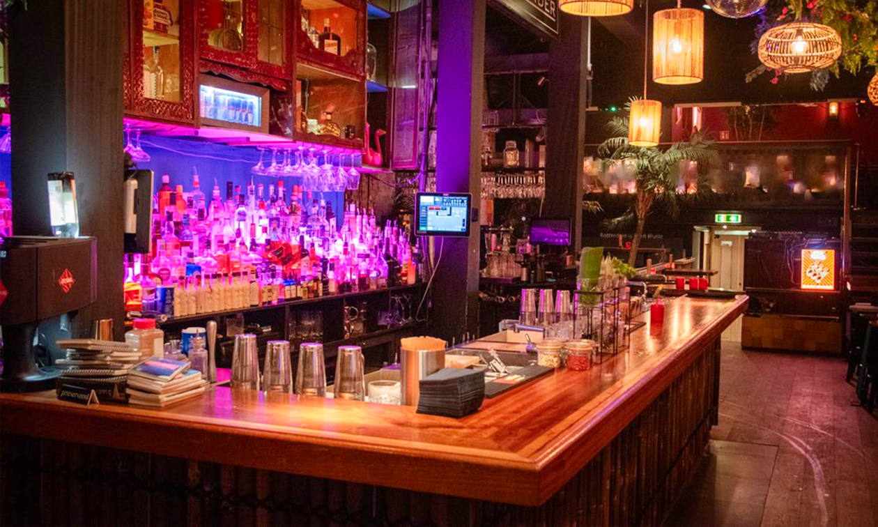 Bar Tender