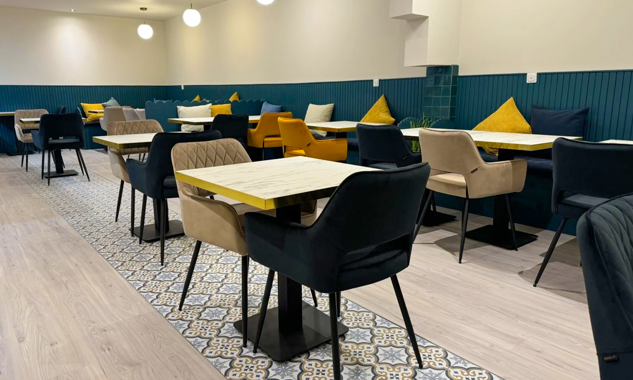 Bravas Restaurant