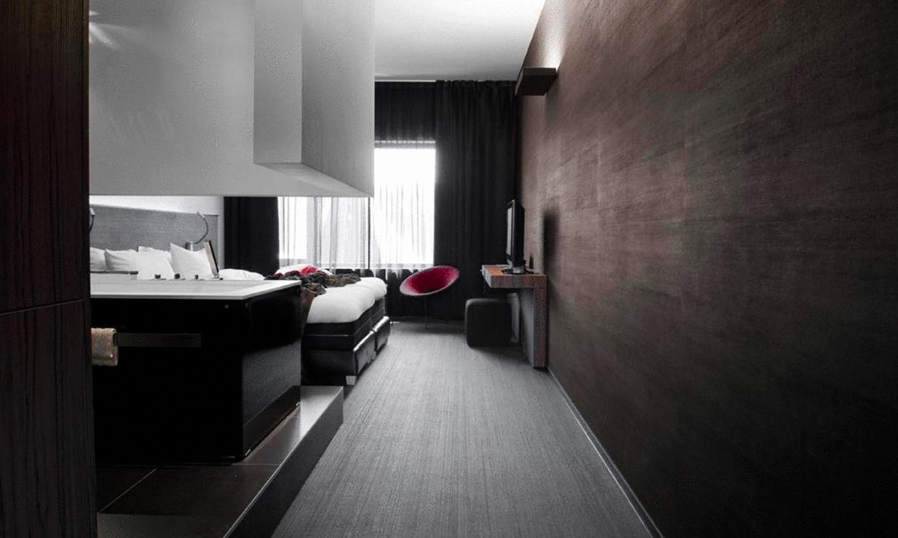 Carbon Hotel