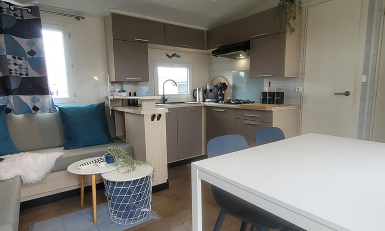 Chalet Sea-renity Lakeside