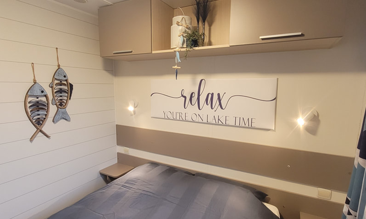 Chalet Sea-renity Lakeside