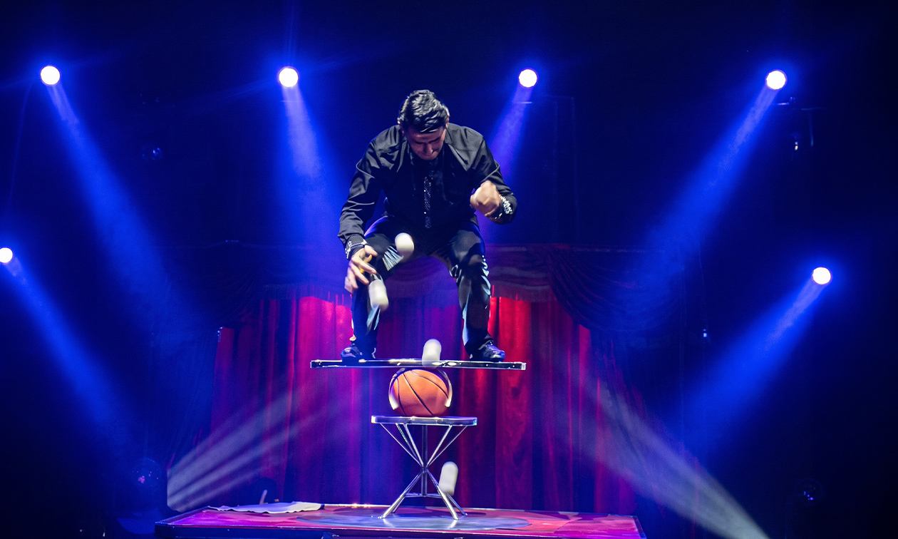 Circus Renz International