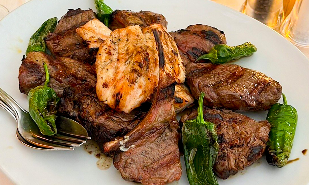 El Amigo