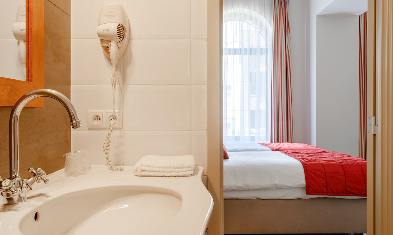 Ghent River Hotel