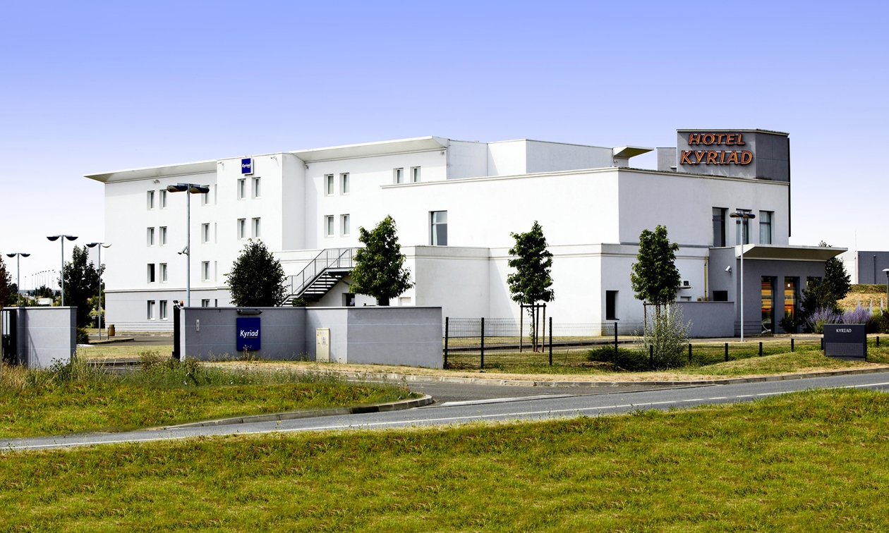 Kyriad Hotel Chartres