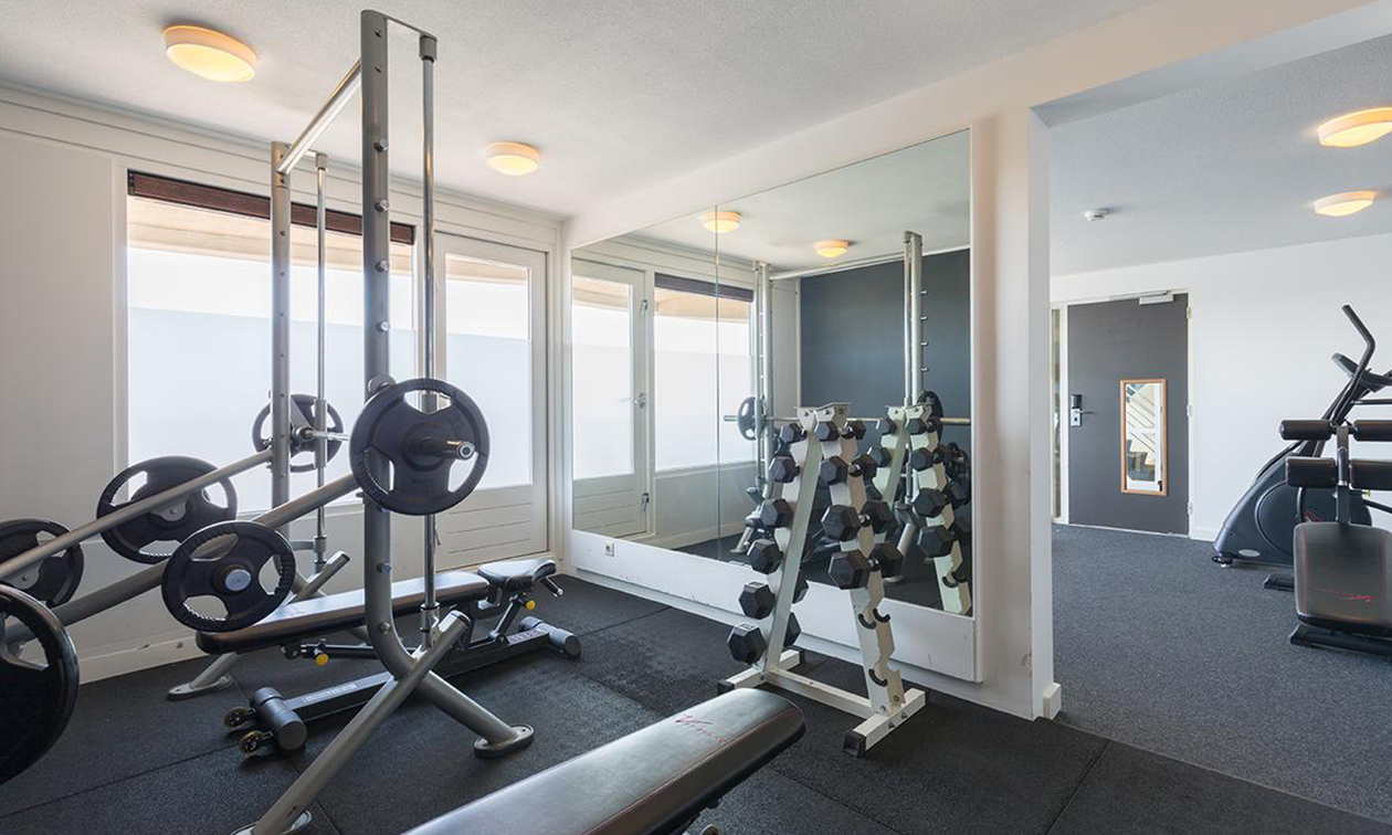 Leonardo Hotel IJmuiden Seaport Beach