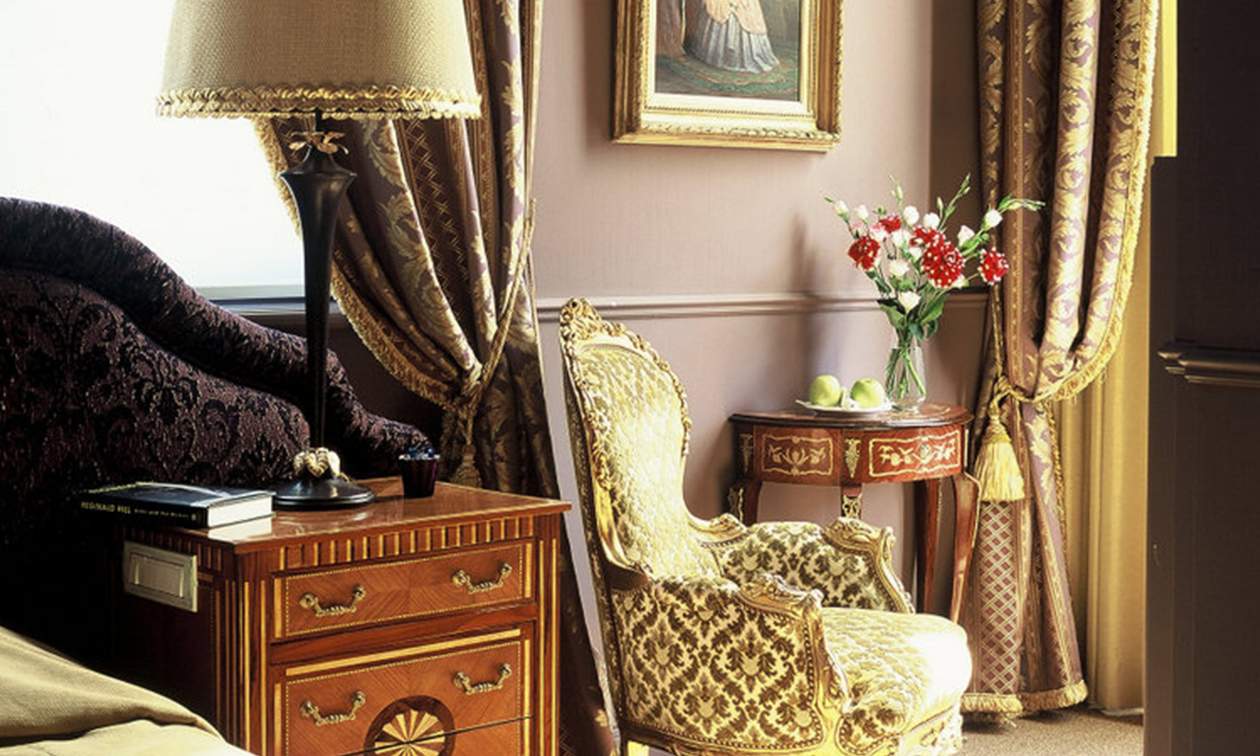 Luxury Canal Suites