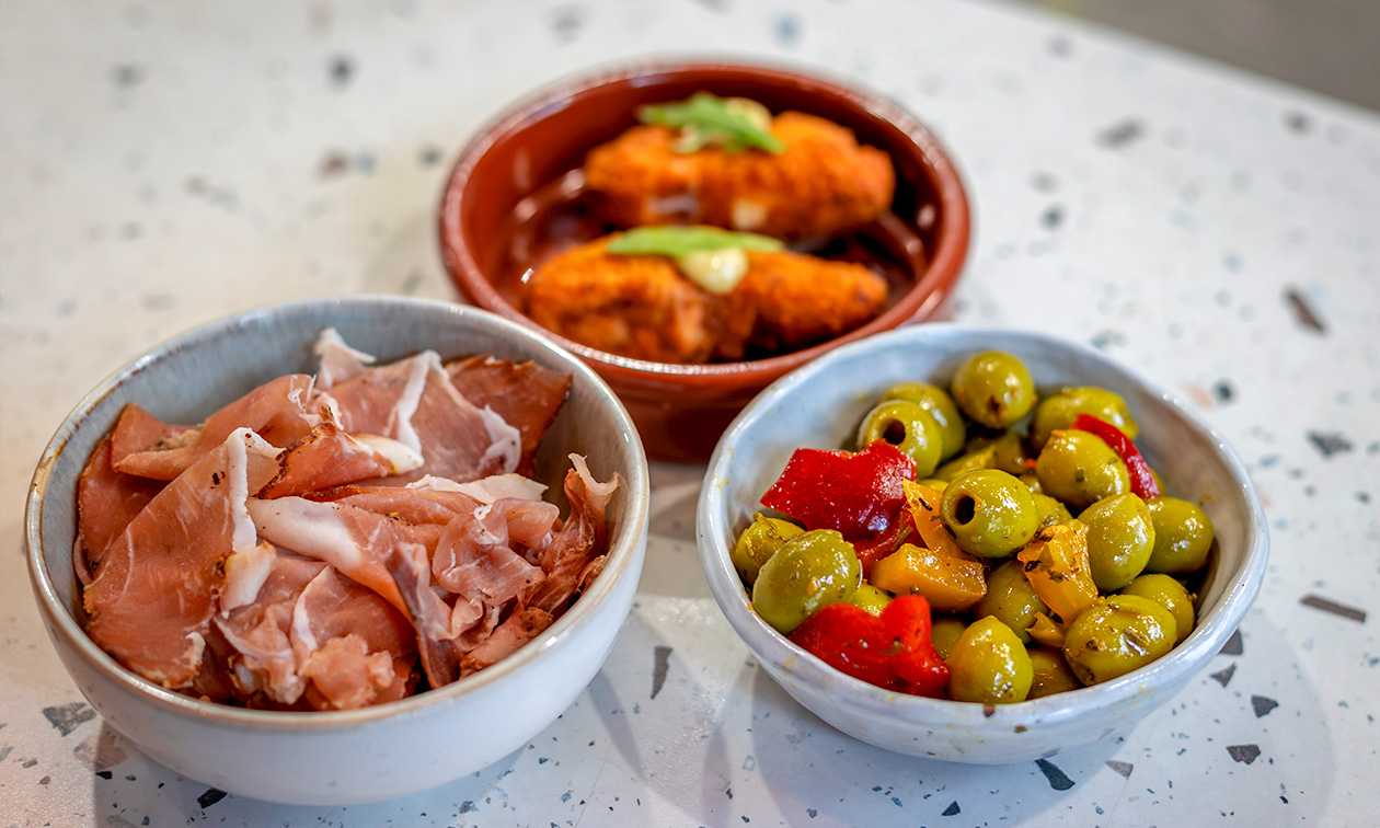 Marta bar-restaurant
