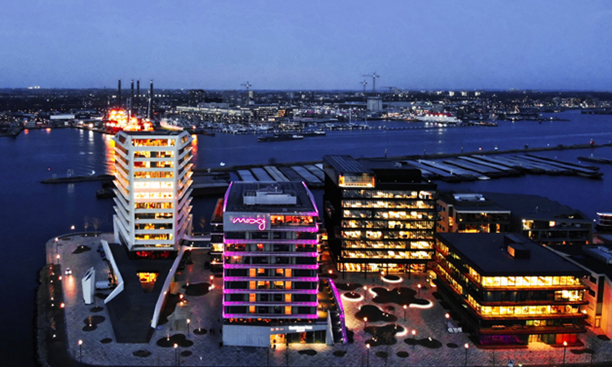 Moxy Amsterdam Houthavens