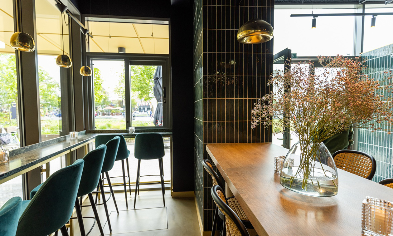 Nero Coffee & Foodbar