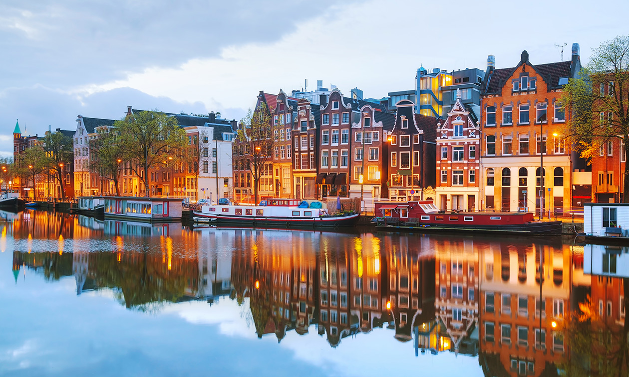 Qbic Hotel WTC Amsterdam