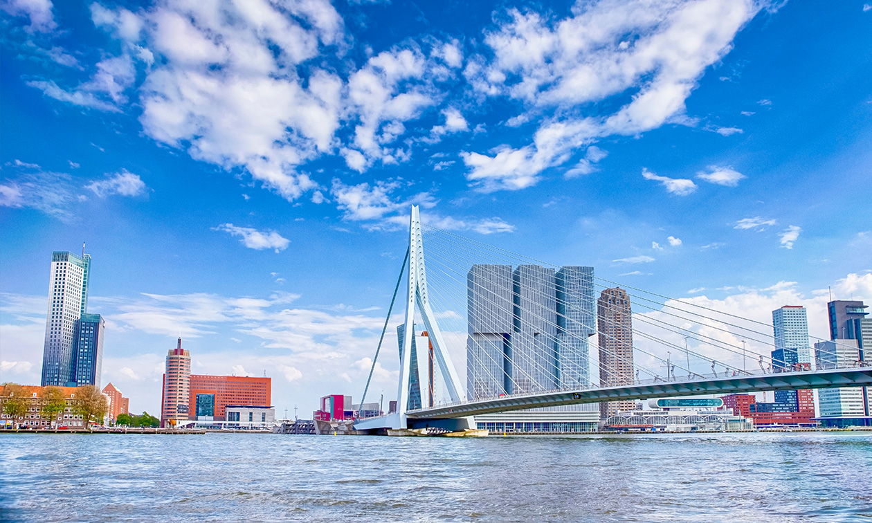 Rotterdam Teleport Hotel