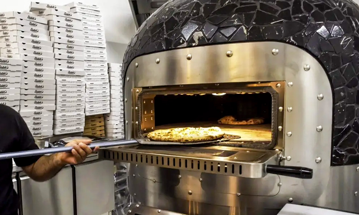 Sister's Pizzeria Food and Drink