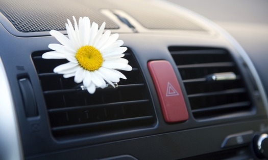 Airco-onderhoudsbeurt + vulling + lekdetectiemiddel + reiniging bij Autodrome Grassère