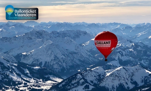 Vol en montgolfière (1h) + verre de mousseux et collations