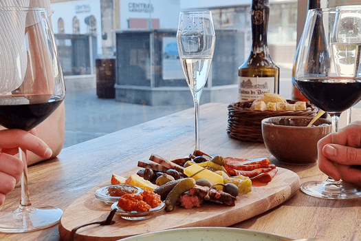 Tapas med vin og bobler