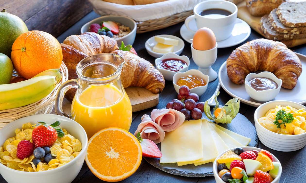 Luxe ontbijt + glas cava