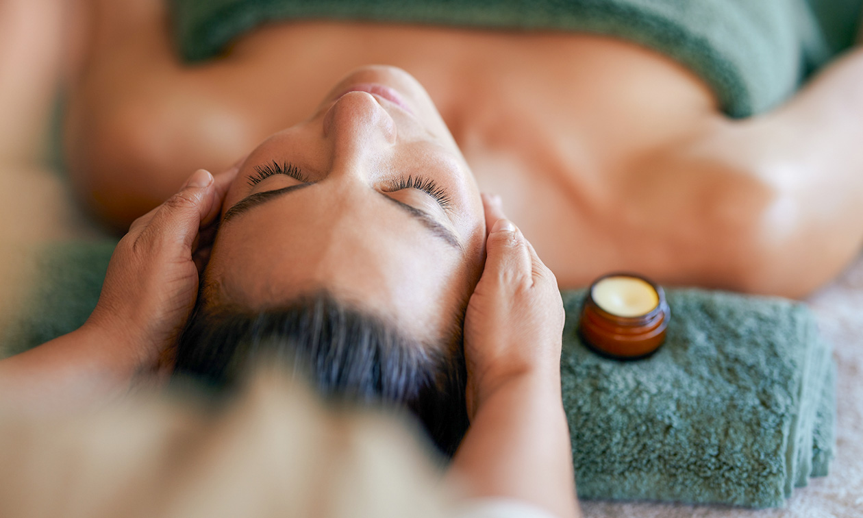 Chinese headspa + hoofdmassage (45 min)
