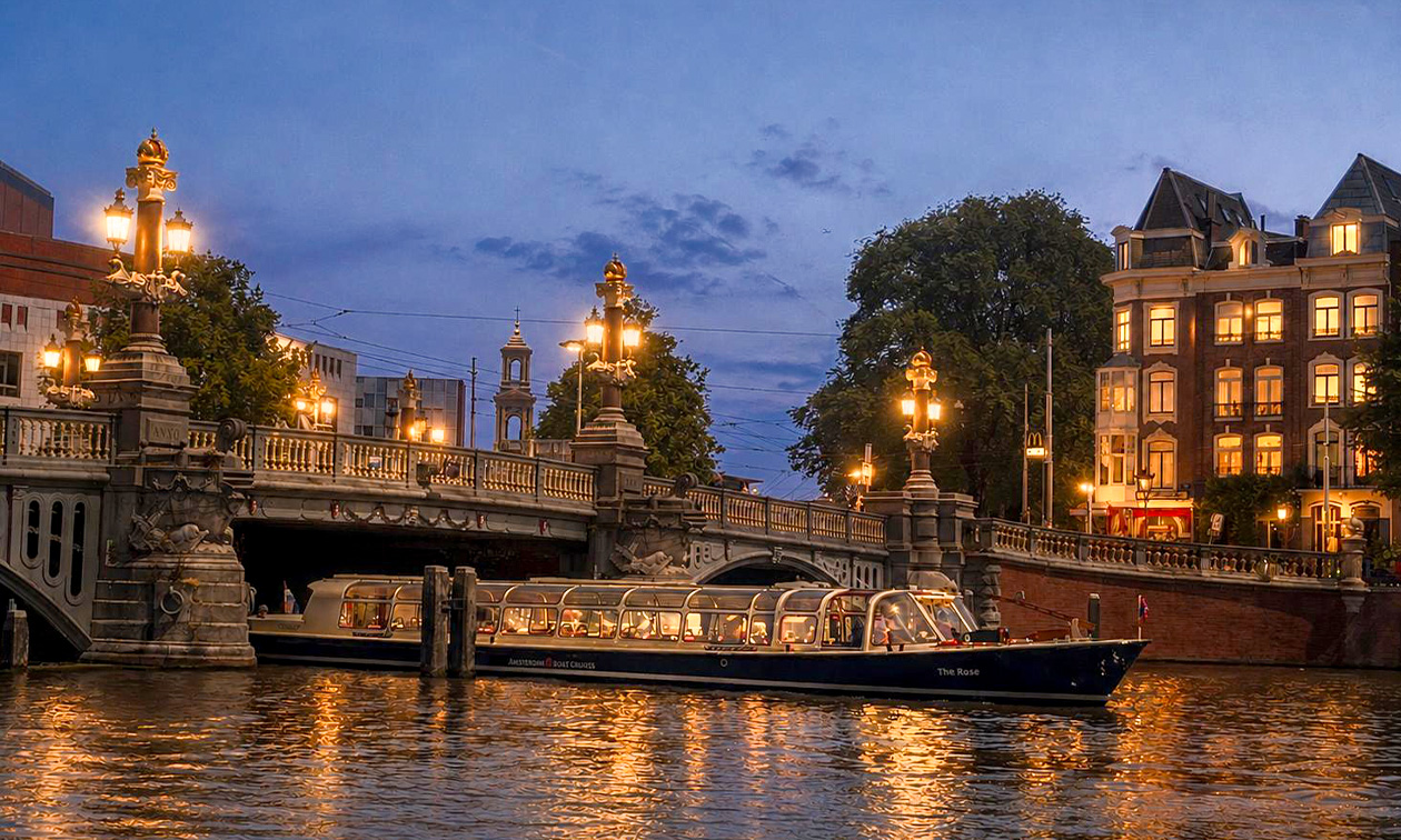 Avondrondvaart door Amsterdam