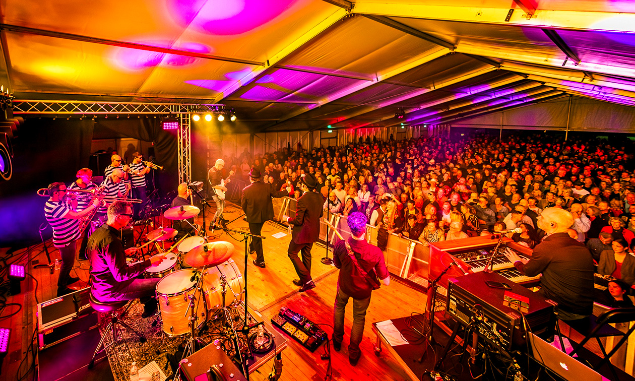 Entreeticket voor Koningsfestival Leeuwarden + drankje