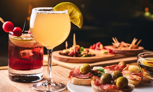 Buffet de tapas à partager + cocktail pour 2 personnes