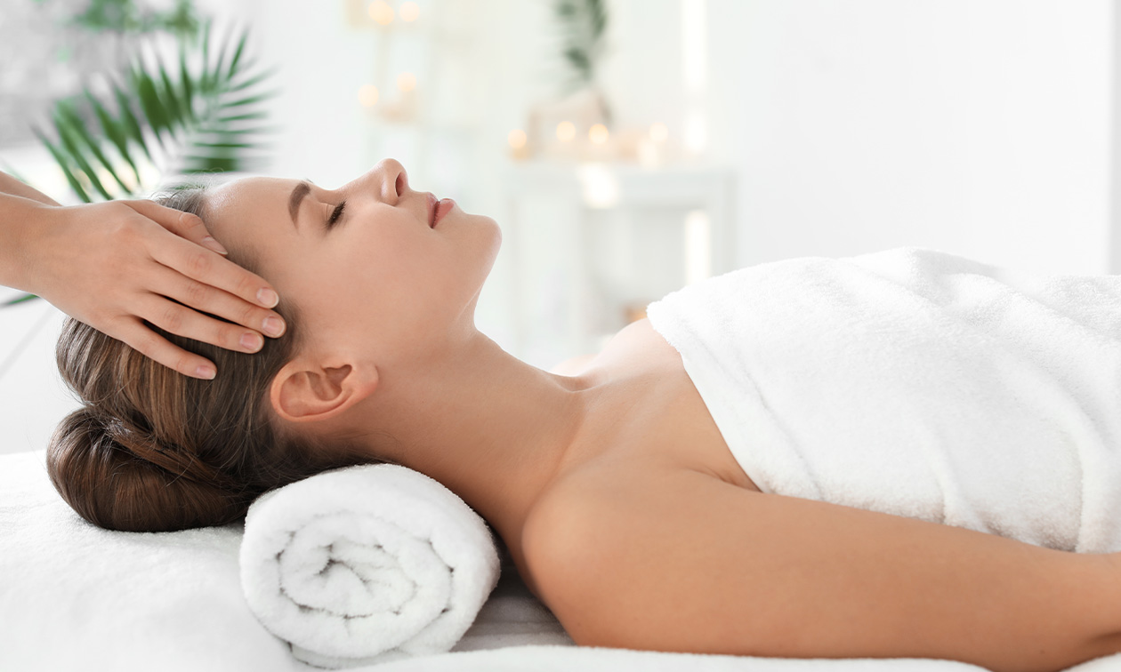 Hydrofacial-gezichtsbehandeling + massage (60 min)