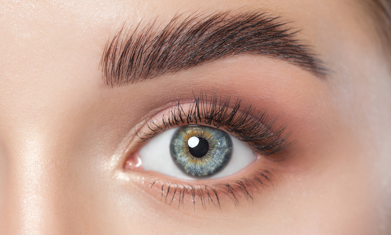 Wimperlift of wenkbrauwen epileren