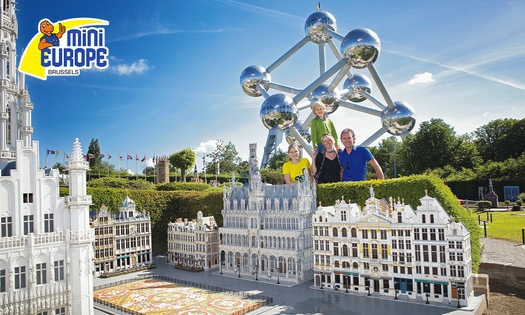 Entrée à Mini-Europe au pied de l'Atomium