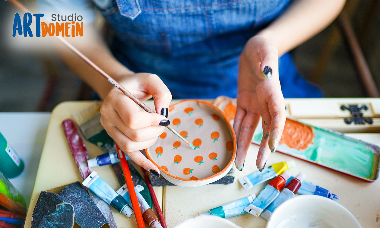 Workshop keramiek schilderen (2 uur) + 1 of 2 item(s) + koffie/thee + lekkernij