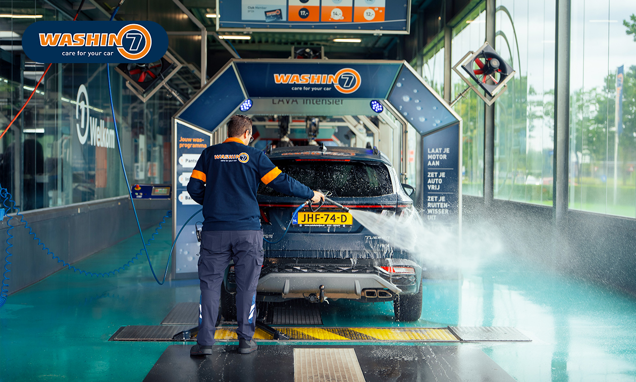 Complete carwash bij Washin7 Rijen